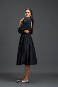 Load image into Gallery viewer, Black Open-Back Floral Puff Sleeve Midi Dress