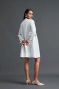Load image into Gallery viewer, White Floral Patch Pocket Dress