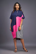 Load image into Gallery viewer, Colourblock Oversized Shirt Dress