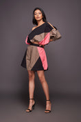 Load image into Gallery viewer, Colourblock Off-Shoulder Top With Shorts