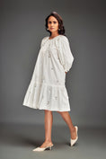 Load image into Gallery viewer, Relaxed-Fit Midi Dress with Three-Quarter Sleeves