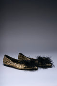 Load image into Gallery viewer, Regalia Feather Flats