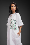 Load image into Gallery viewer, White Relaxed Straight Fit Dress With Pocket