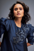 Load image into Gallery viewer, Puff-sleeve Dress With Swarovski Floral Appliqué