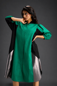 Load image into Gallery viewer, Parrot Green Shirt Dress With Black Panels And Metallic Side Detailing