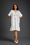 Load image into Gallery viewer, White Short Sleeves Cut-Out Embroidered Dress