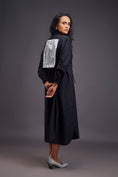 Load image into Gallery viewer, Oversized Dress With Ruched Detailing On The Waist