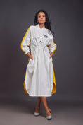 Load image into Gallery viewer, Oversized Dress With Ruched Detailing On The Waist