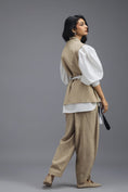 Load image into Gallery viewer, BEIGE TAILORED PANTS