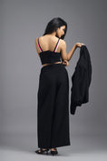 Load image into Gallery viewer, BLACK STRUCTURED BRALETTE TOP WITH SEAM DETAILING