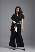 Load image into Gallery viewer, BLACK TAILORED FLARED PANTS