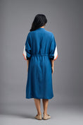 Load image into Gallery viewer, BLUE RELAXED FIT MIDI DRESS WITH NEON CONTRAST PANEL DETAIL