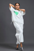 Load image into Gallery viewer, White Oversized Floral Patch Top
