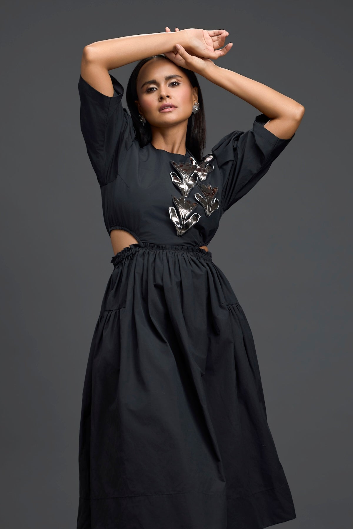 Black Open-Back Floral Puff Sleeve Midi Dress