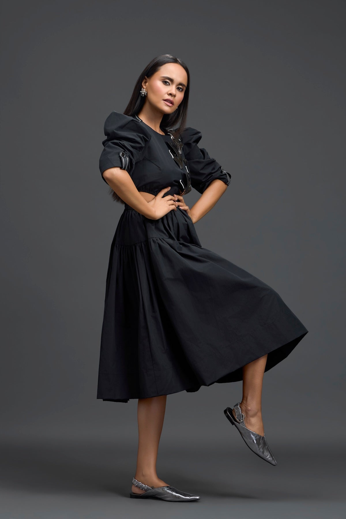 Black Open-Back Floral Puff Sleeve Midi Dress