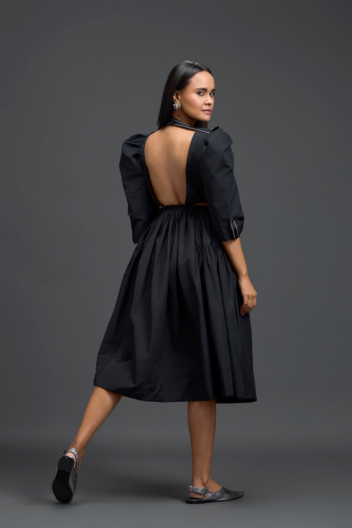 Black Open-Back Floral Puff Sleeve Midi Dress