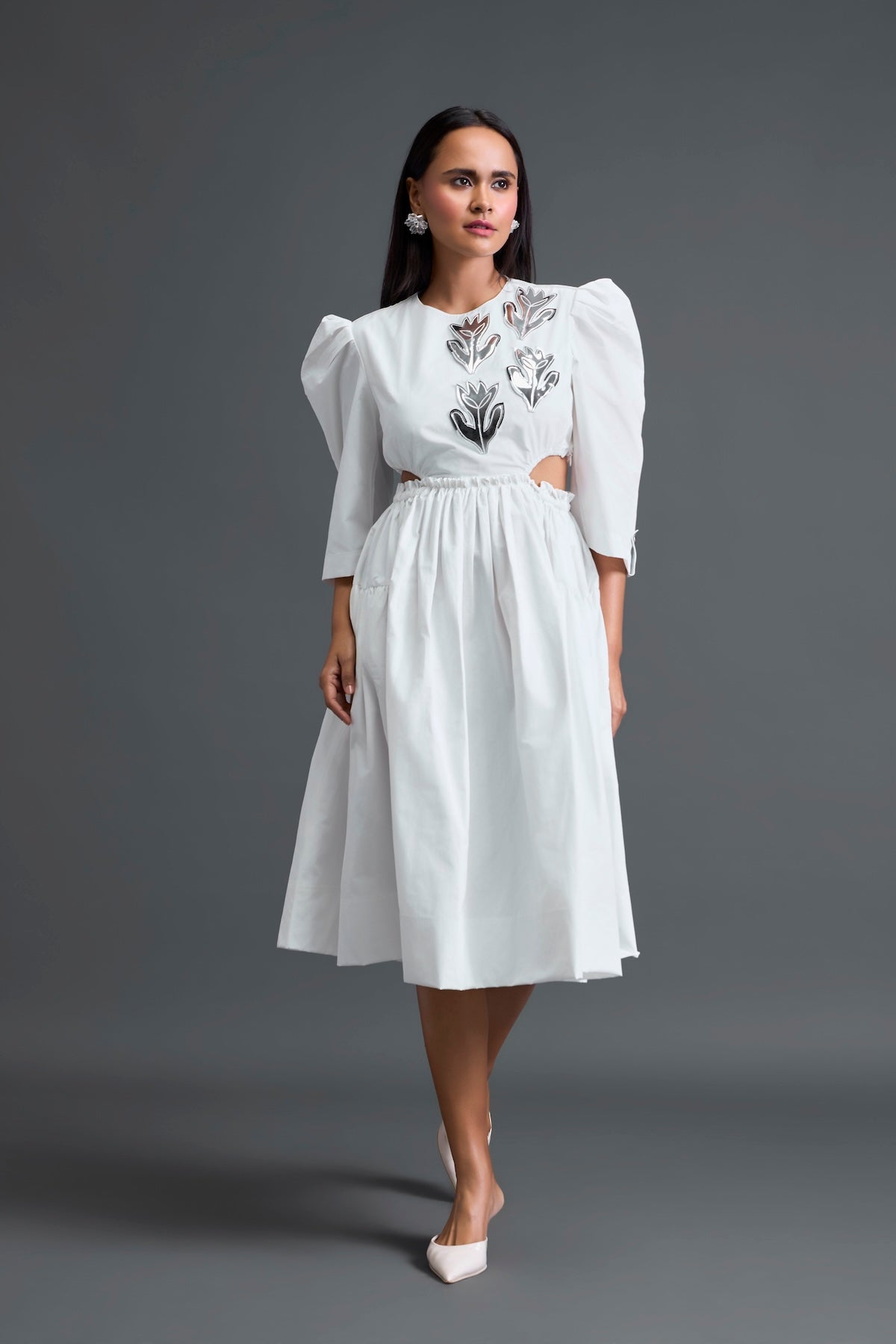 White Open-Back Floral Puff Sleeve Midi Dress