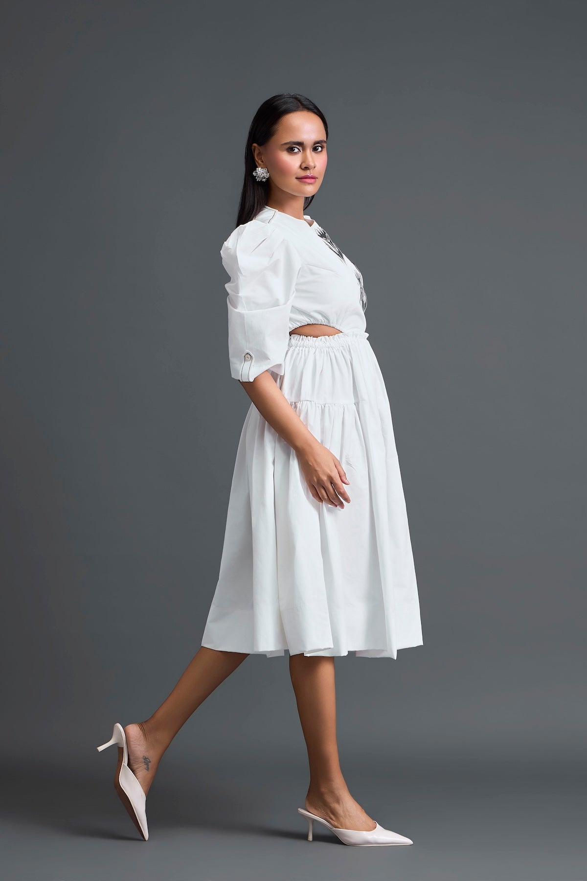 White Open-Back Floral Puff Sleeve Midi Dress