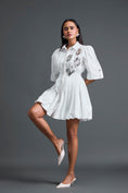 Load image into Gallery viewer, White Metallic Floral Puff Sleeve Bubble Dress
