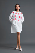Load image into Gallery viewer, White Floral Patch Pocket Dress
