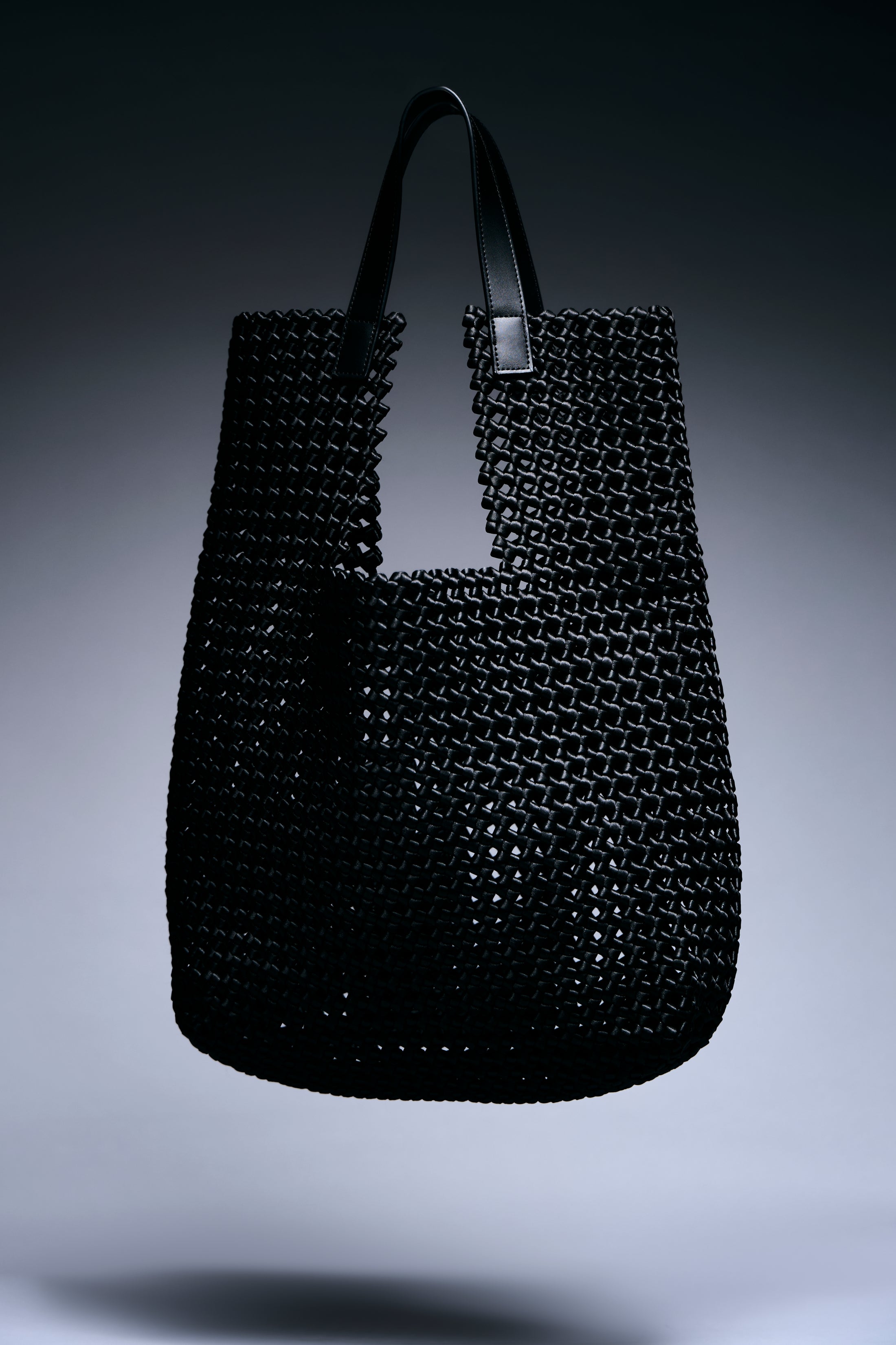 Onyx Weave Bucket Tote