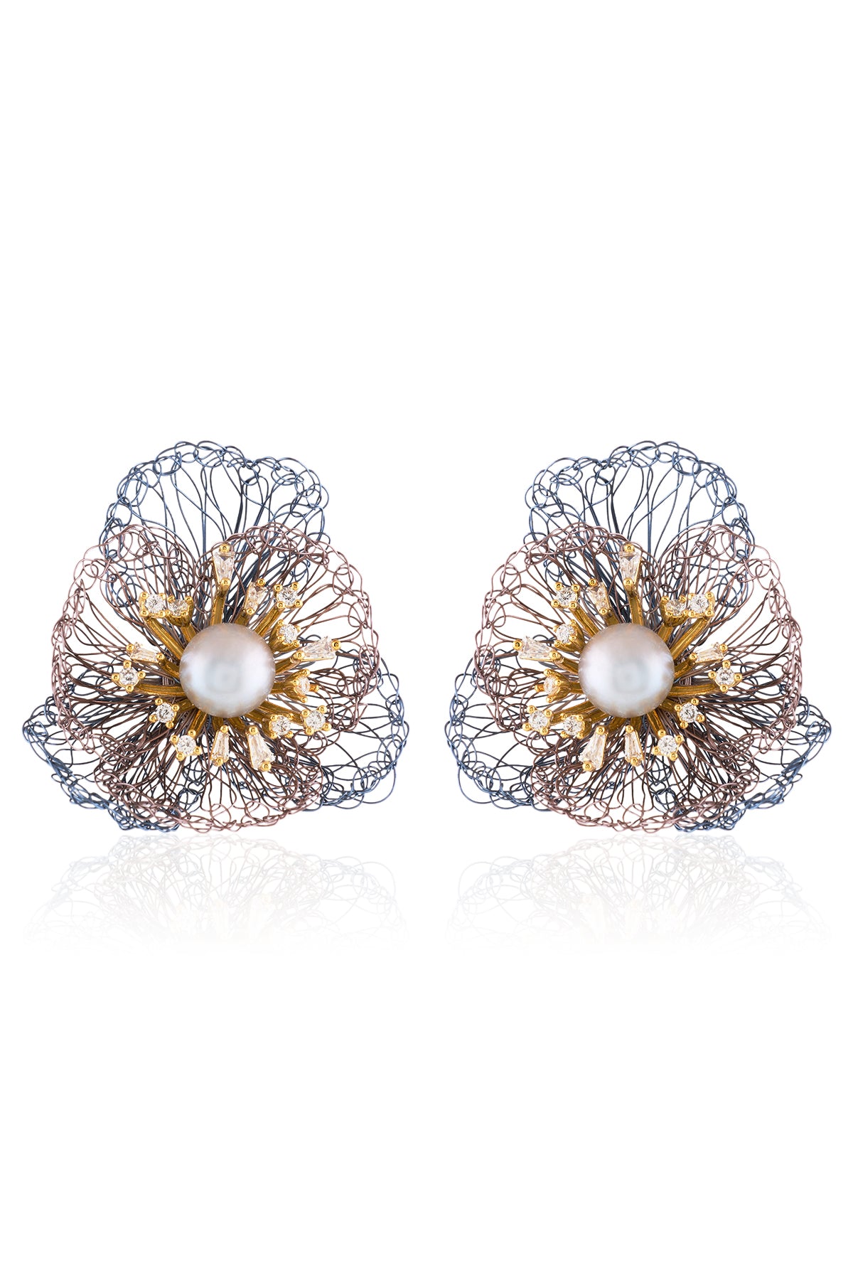 Mist Floral Pearl Studs