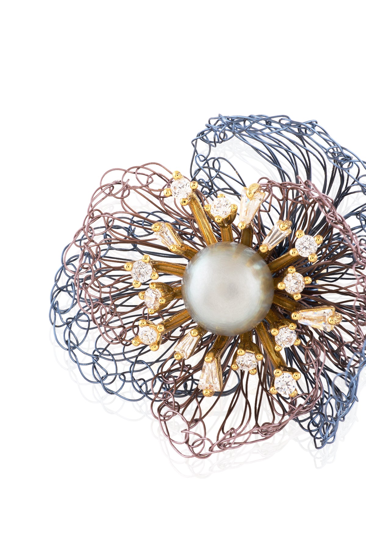 Mist Floral Pearl Studs