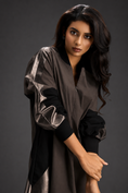 Load image into Gallery viewer, Statement Colourblock Midi Dress In Dark Brown With Contrast Metallic Silver Side Panels And Balloon Sleeves
