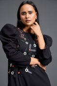 Load image into Gallery viewer, Black Puff Sleeve Floral Patchwork Gathered Dress

