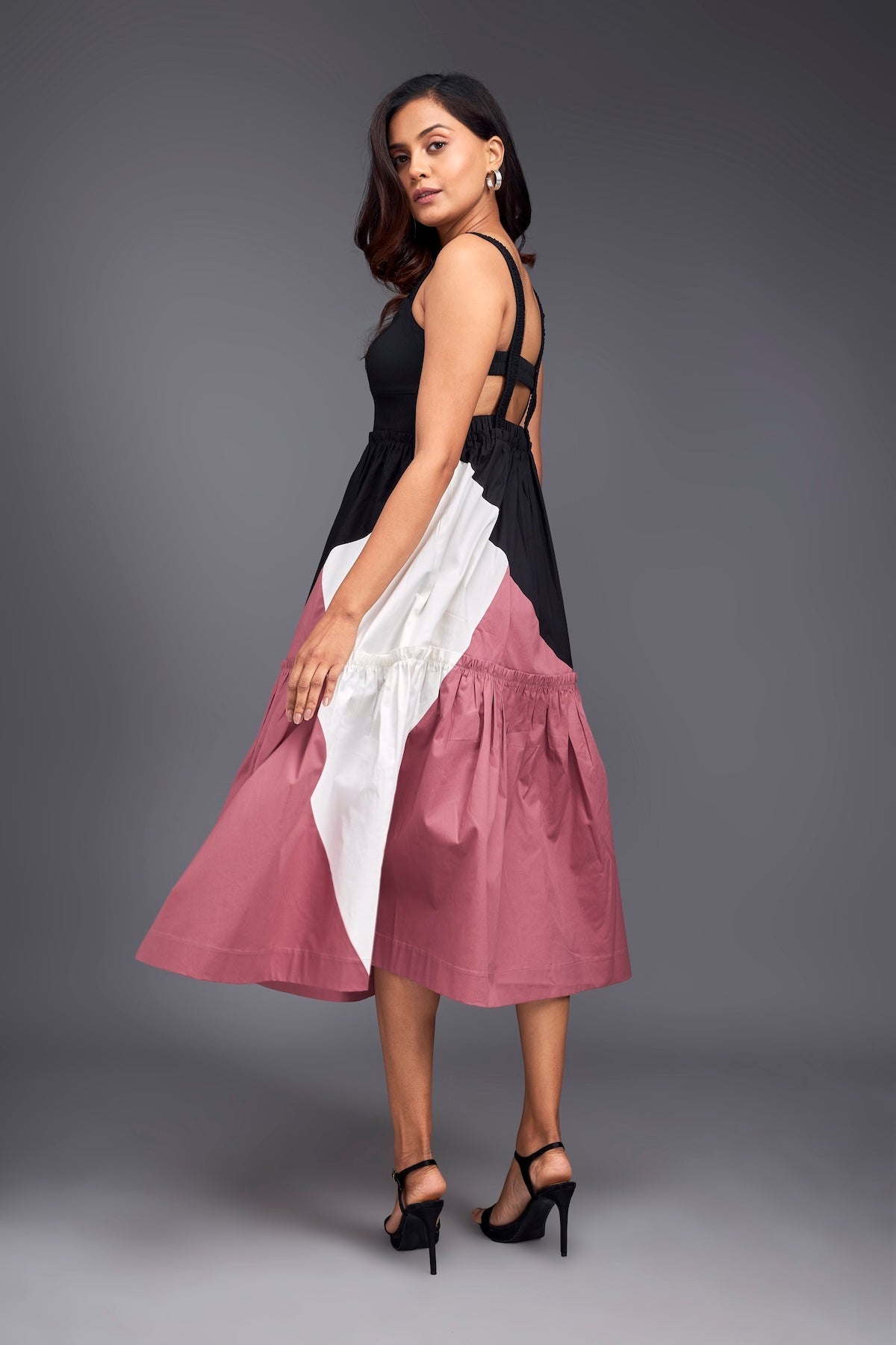 Colour Block Fit & Flare Sleeveless Midi Dress