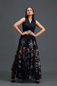 Load image into Gallery viewer, Black Twist Crop Top and Metallic Leaf Tulle Skirt
