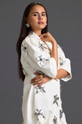 Load image into Gallery viewer, White 3D Floral Blazer Dress
