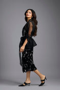 Load image into Gallery viewer, Black Sequin Midi Skirt
