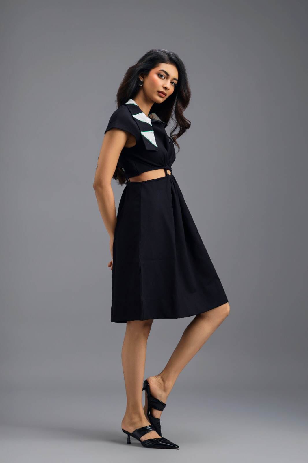BLACK FIT-AND-FLARE DRESS WITH NEON CONTRAST COLLAR