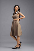 Load image into Gallery viewer, MUD FIT-AND-FLARE DRESS WITH NEON CONTRAST COLLAR

