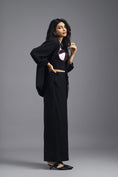 Load image into Gallery viewer, BLACK RELAXED BLAZER WITH VOLUMINOUS SLEEVES
