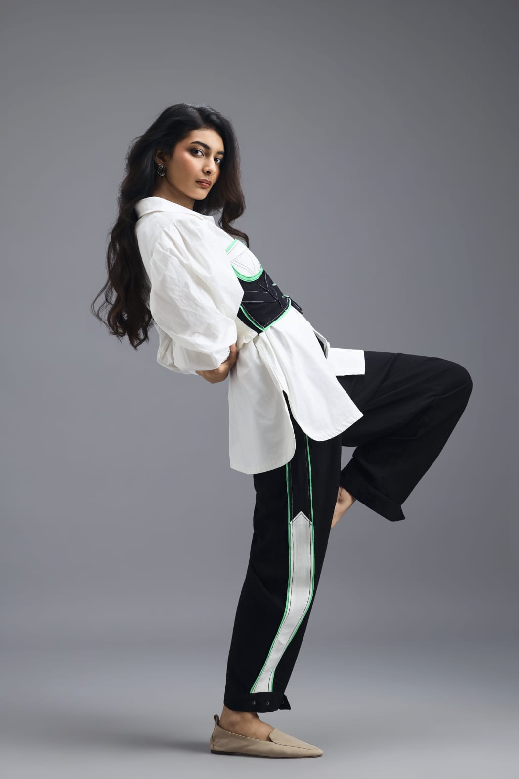 BLACK CO-ORD SET WITH KNOTTED BUSTIER, OVERSIZED SHIRT AND SIDE-STRIPE TROUSERS