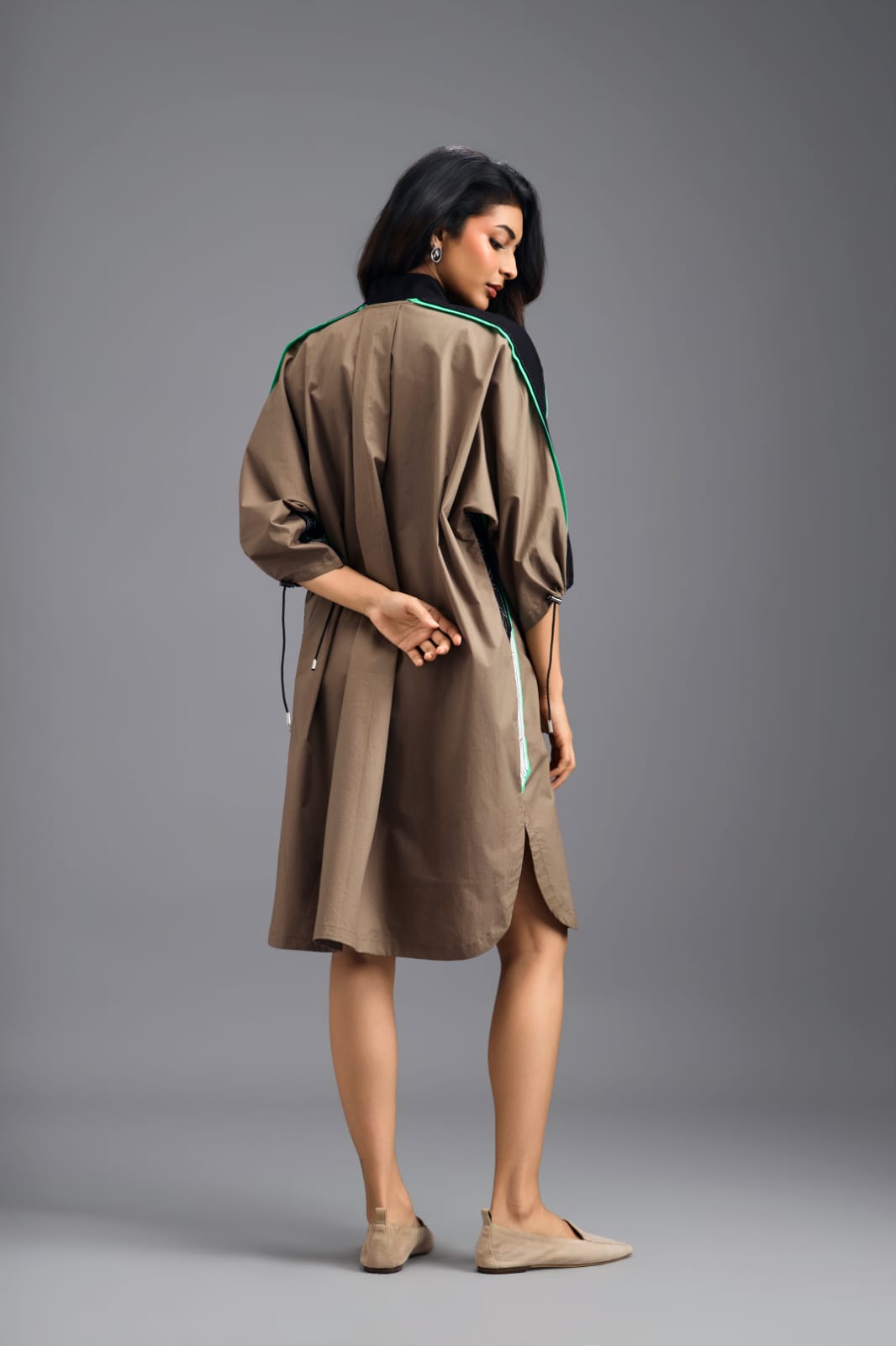 MUD OVERSIZED BOXY DRESS WITH NEON CONTRAST STRIPE