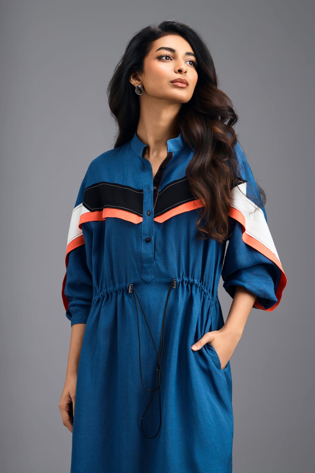 BLUE RELAXED FIT MIDI DRESS WITH NEON CONTRAST PANEL DETAIL