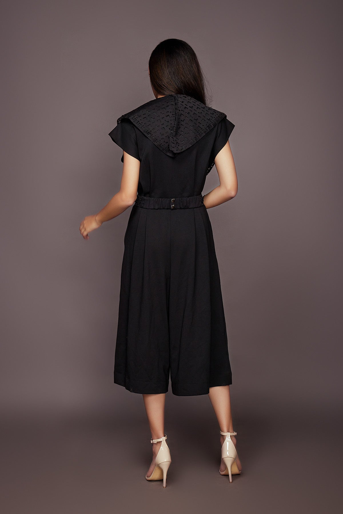 Black Loose Fit Jumpsuit With Detachable Collar