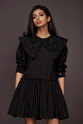 Load image into Gallery viewer, Black Dress With Detachable Collar
