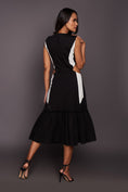 Load image into Gallery viewer, B&W Panel Dress (Comes With Belt)
